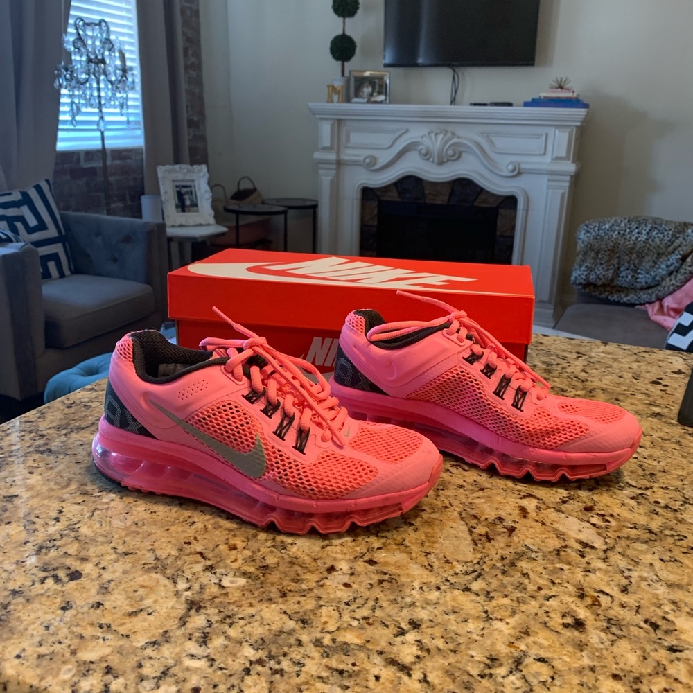 Nike Women’s air max